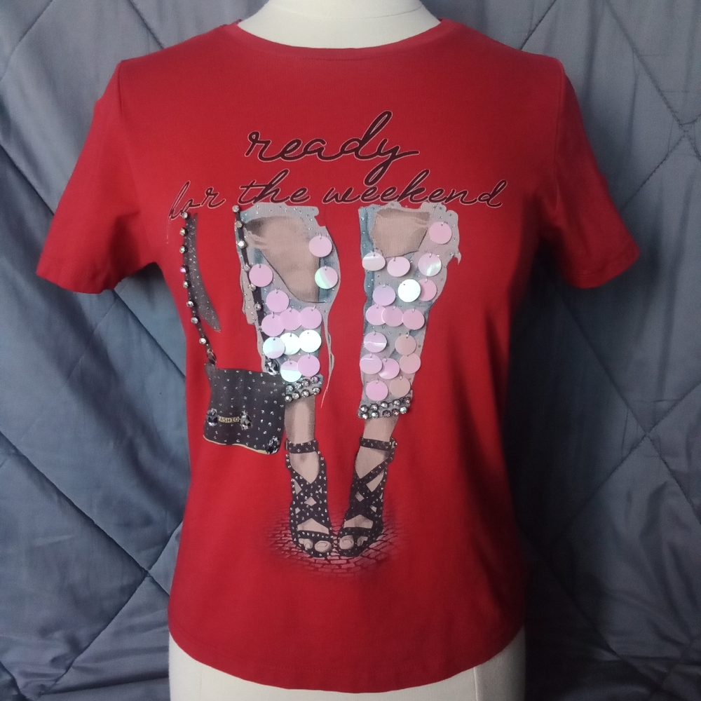 Women's Ready for the Weekend Red T-shirt Trendy Fashion Graphic Print With Gems